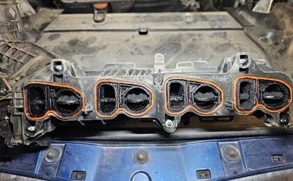 Впускной коллектор bmw при пробеге 120 тыс. км